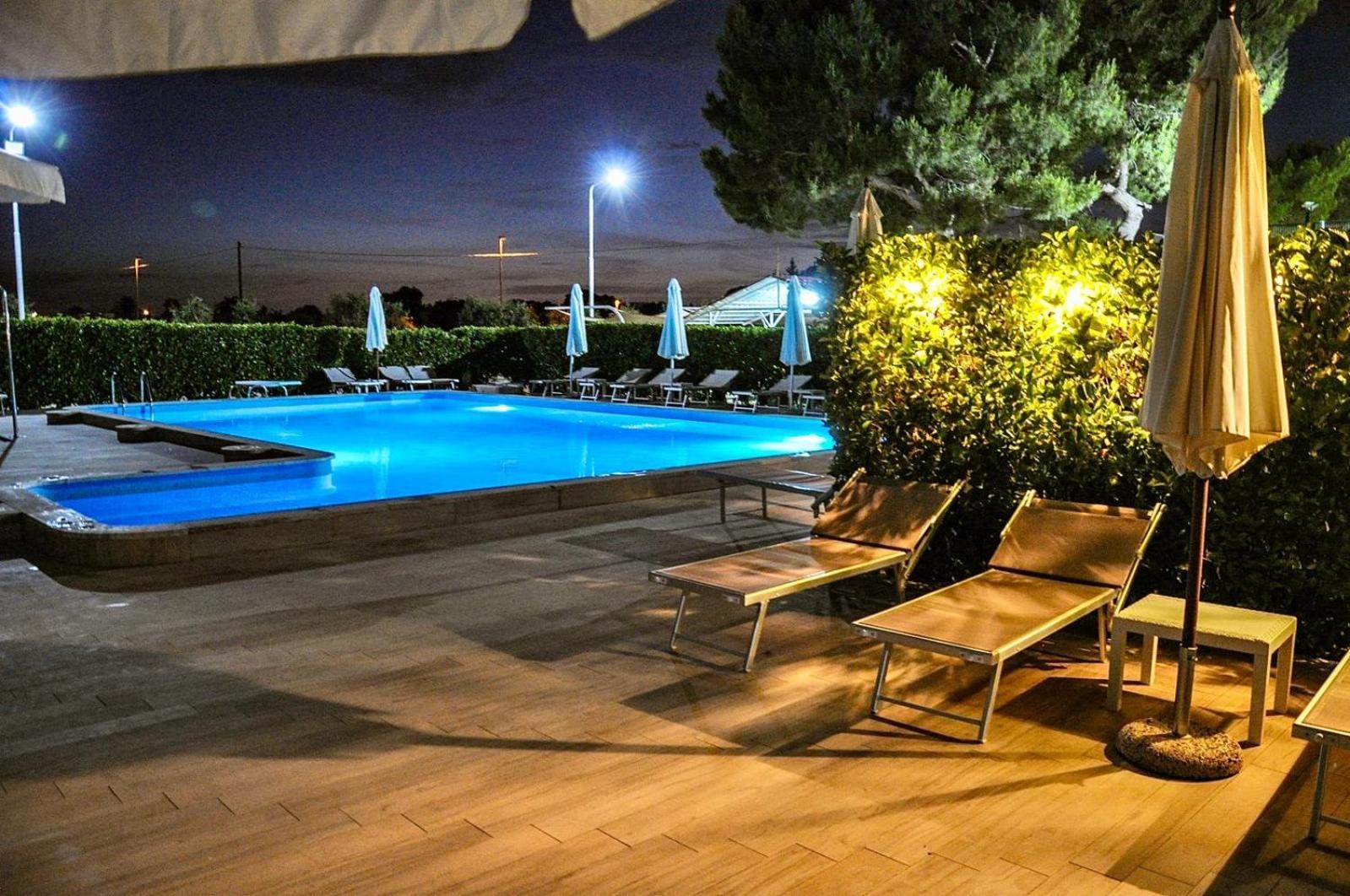 Residence Sunbeam Leporano Exterior photo